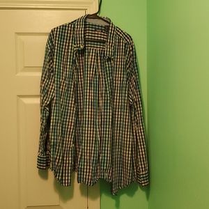 2X izod long sleeve plaid shirt